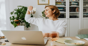 Leia mais sobre o artigo 10 Ideias simples de renda extra sem sair de casa